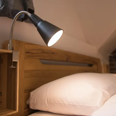 بيت شباب The Nest Boutique