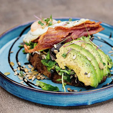 The Nest Boutique بيت شباب غالواي