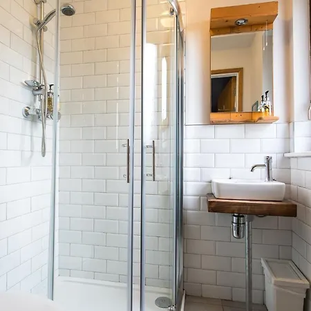 Hostel The Nest Boutique Galway