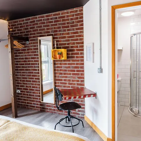 Hostel The Nest Boutique *