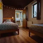 Hostel The Nest Boutique *