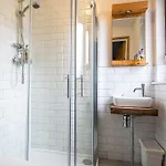 Hostel The Nest Boutique *